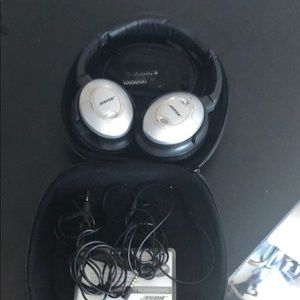 Bose QC15 Noise Cancelling Headphones